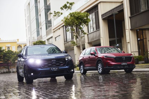 Kinh nghiệm lái xe an toàn cho người mới